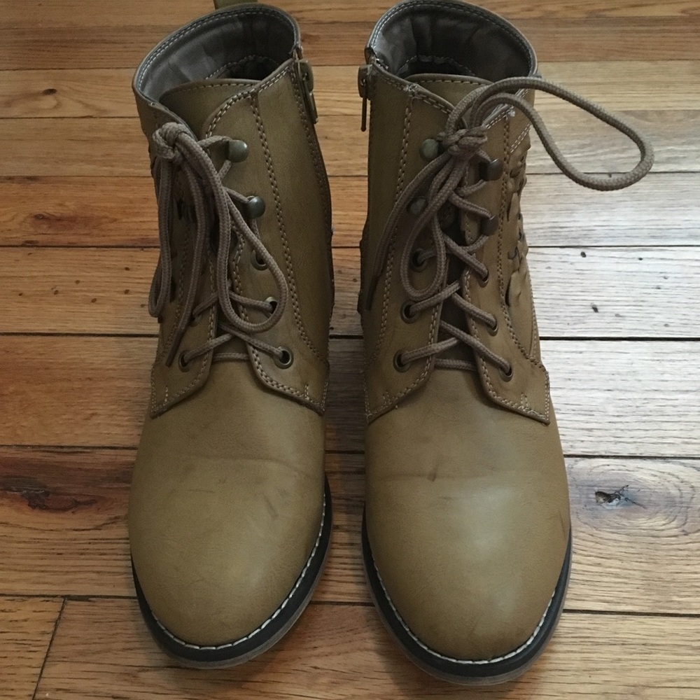 Brown boots